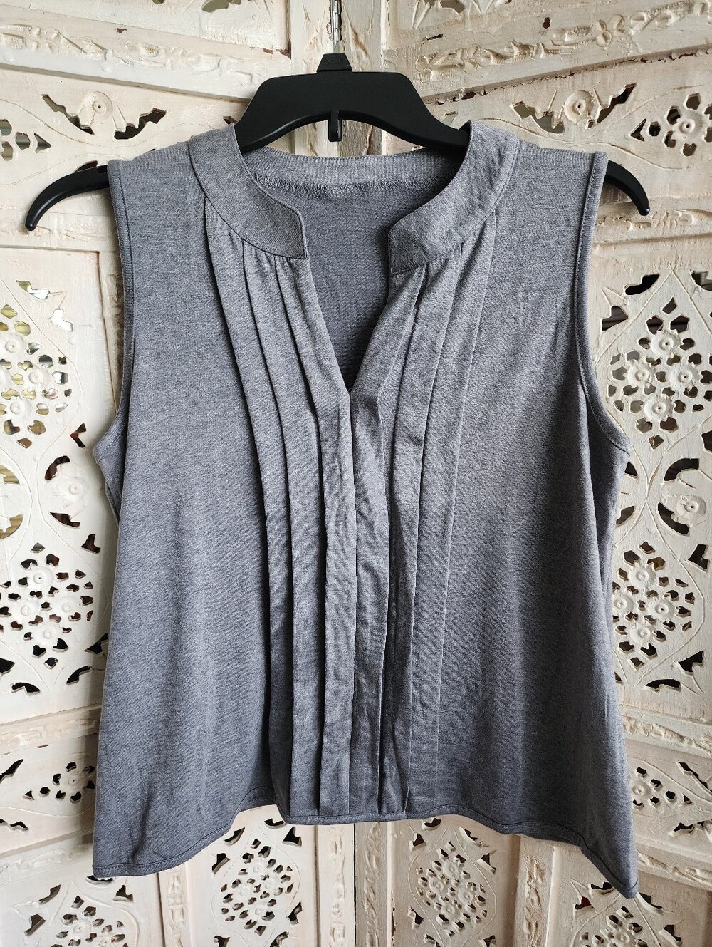 Grey Pleated Sleeveless Top- Size Small